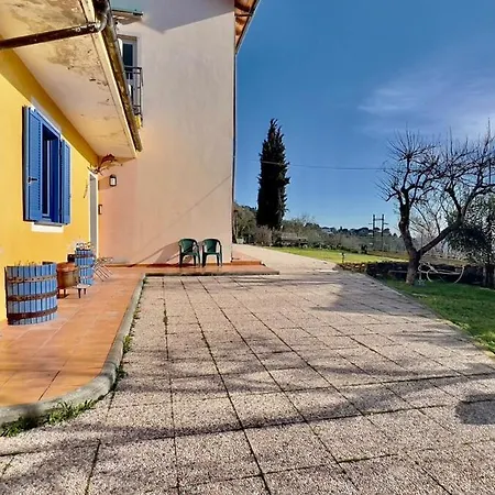 Casa Del Bosco Apartment *